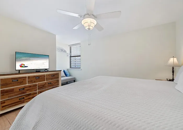 Gulf House 605