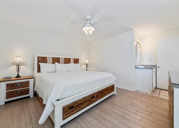 Gulf House 605 Gulf Shores