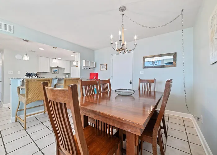 Holiday home Gulf House 605