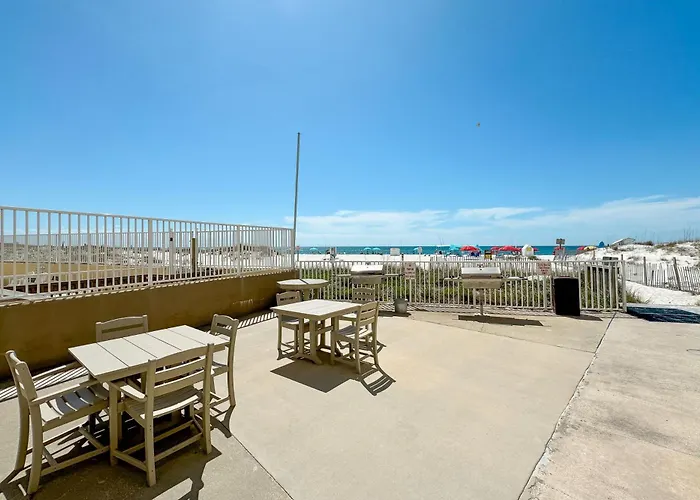 Holiday home Gulf House 605
